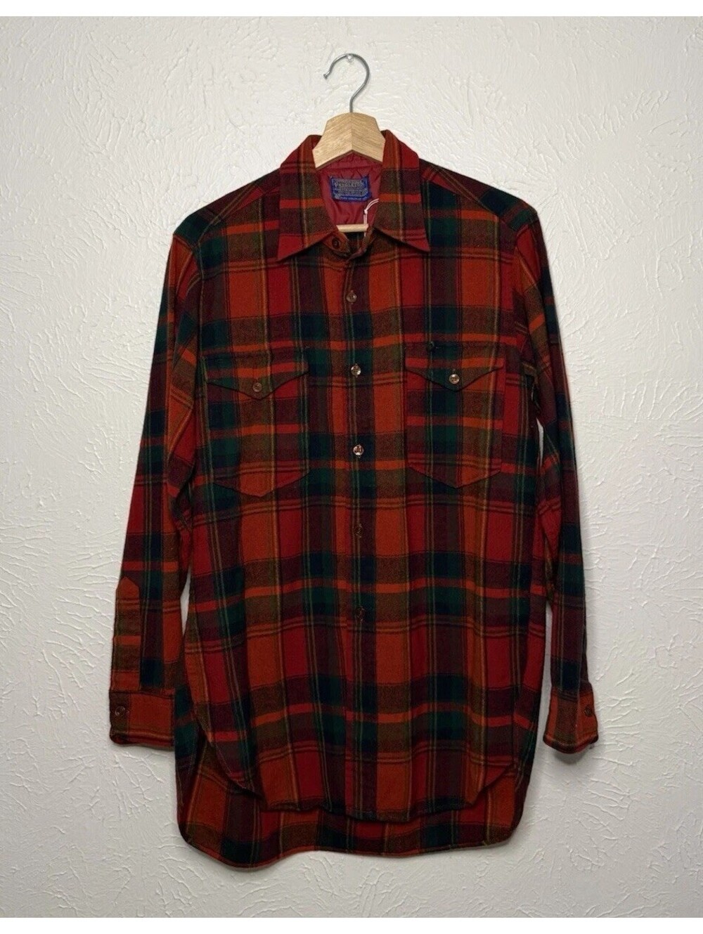 Vintage PENDLETON FIELD SHIRT Mens M Red PLAID LONG SLEEVE BUTTON Virgin WOOL
